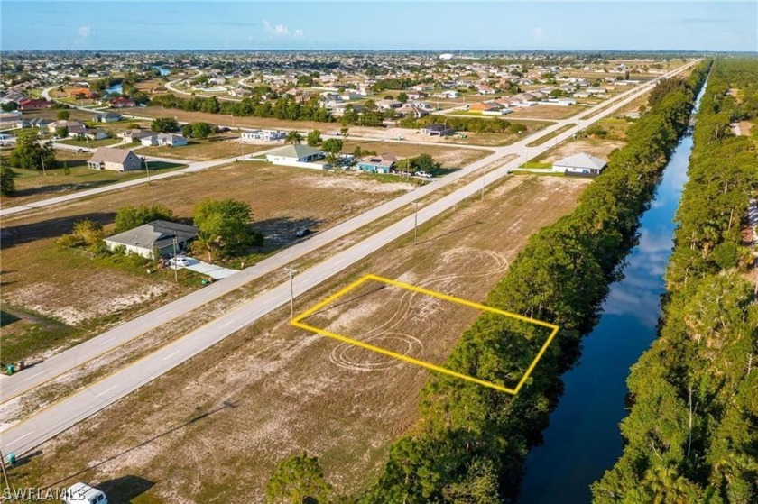 This fresh-water canal lot is in the desirable NW area of Cape - Beach Lot for sale in Cape Coral, Florida on Beachhouse.com