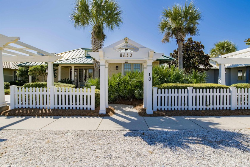 A delightful cottage in The Beach Club! You will fall in love - Beach Home for sale in Gulf Shores, Alabama on Beachhouse.com