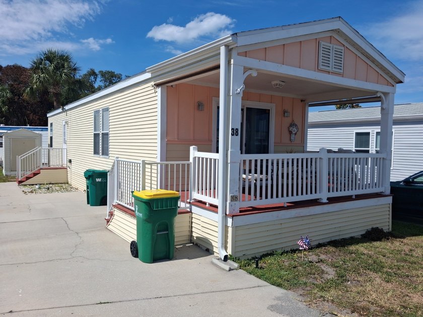 (2015) 2 bedroom / 2 bath, Key West Style Cottage -- With River - Beach Home for sale in Micco, Florida on Beachhouse.com