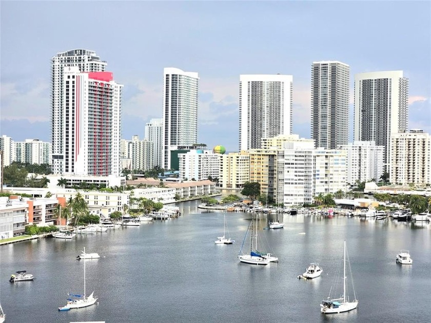 Experience breathtaking panoramic water views and stunning - Beach Condo for sale in Hallandale Beach, Florida on Beachhouse.com