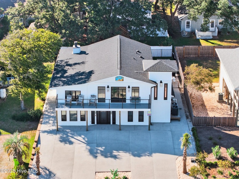 **Stunning Remodeled Coastal Paradise!** This one-of-a-kind home - Beach Home for sale in Oak Island, North Carolina on Beachhouse.com