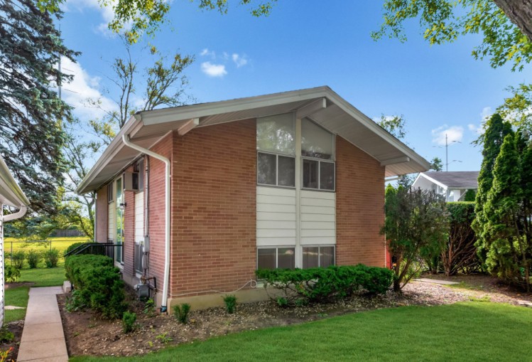 Updates since listing last year: New Mitsubishi Mini-Split - Beach Home for sale in Northfield, Illinois on Beachhouse.com