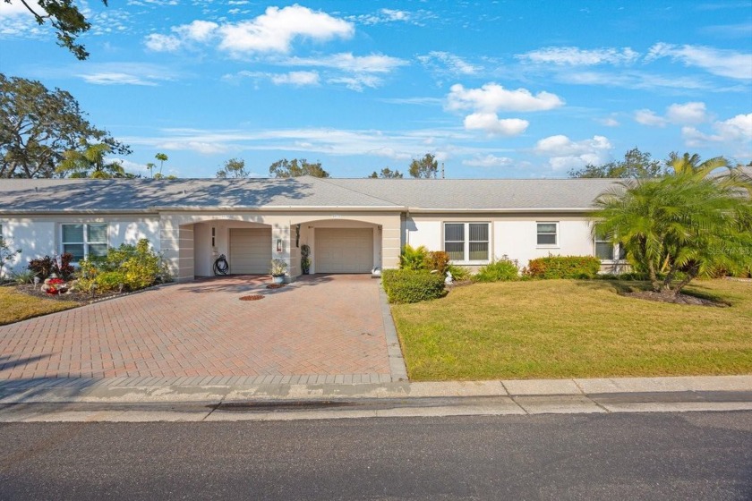 Welcome to your perfect retreat in this spacious 2-bedroom - Beach Home for sale in Seminole, Florida on Beachhouse.com