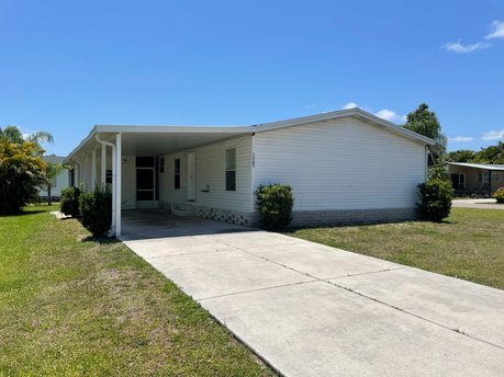 Live in a small adult only community on a corner lot. Home - Beach Home for sale in North Fort Myers, Florida on Beachhouse.com