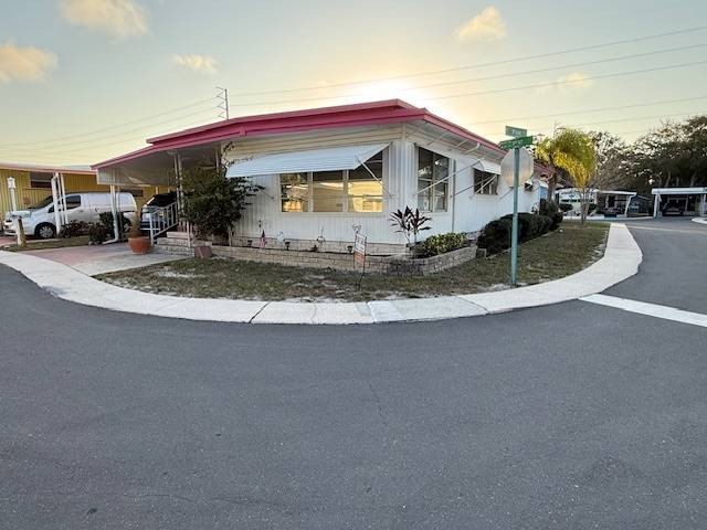 Welcome to this exceptionally spacious and beautifully - Beach Home for sale in Dunedin, Florida on Beachhouse.com