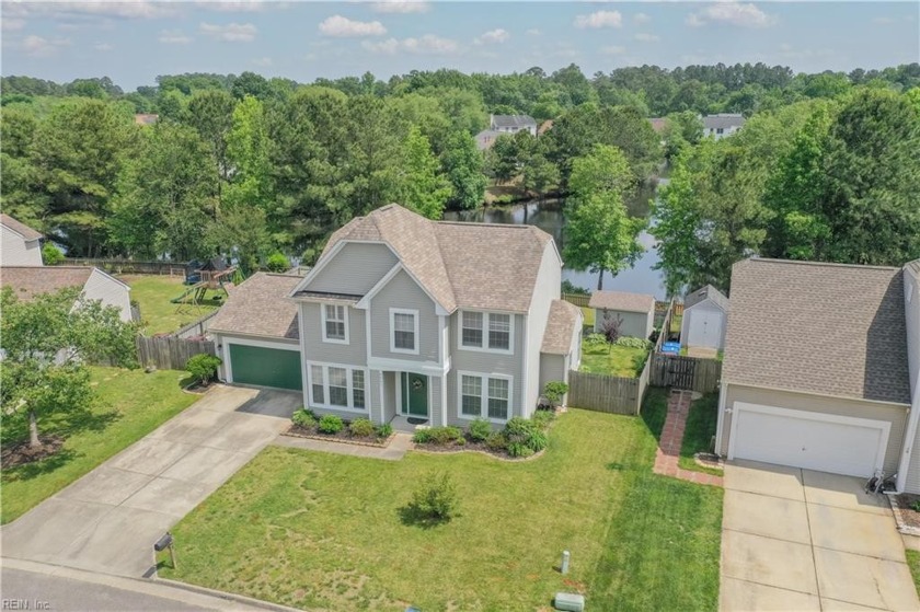 Wonderful Lakefront home in sought after Deer Crossing area and - Beach Home for sale in Chesapeake, Virginia on Beachhouse.com