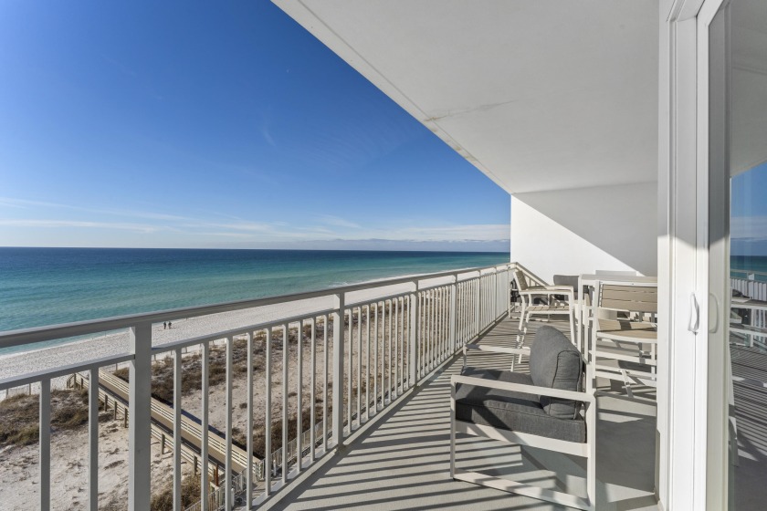 BEAUTIFUL 4 BEDROOM, TOP FLOOR OVERLOOKING GULF OF MEXICO!  Come - Beach Condo for sale in Fort Walton Beach, Florida on Beachhouse.com