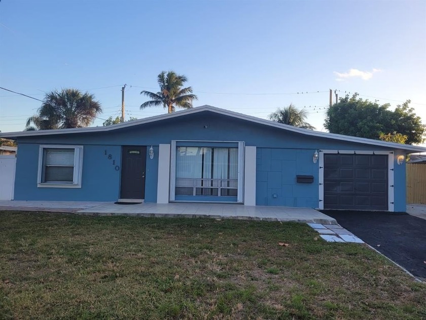 Great location--just one block west of US-1 and minutes to the - Beach Home for sale in Pompano Beach, Florida on Beachhouse.com