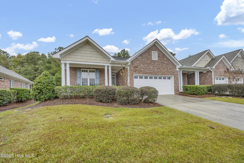 Located in the sought-after Magnolia Greens community in Leland - Beach Townhome/Townhouse for sale in Leland, North Carolina on Beachhouse.com
