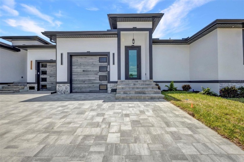 Welcome to your Waterfront luxury custom built villa on a - Beach Home for sale in Punta Gorda, Florida on Beachhouse.com