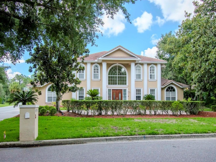 Stunning Classic Style Home in The Reserve, Tampa Palms
Nestled - Beach Home for sale in Tampa, Florida on Beachhouse.com