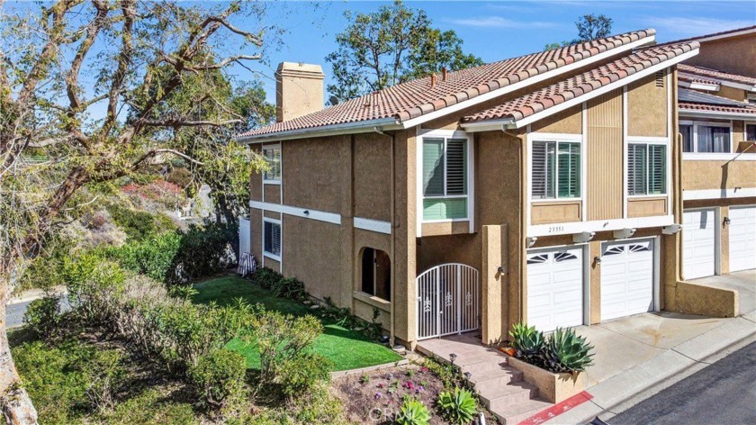 Welcome to the cool Ocean breezes of South Orange County - Beach Townhome/Townhouse for sale in Dana Point, California on Beachhouse.com