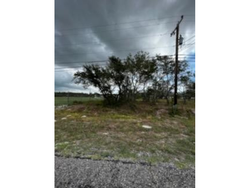 Cleared and ready for you! Great location and just a few blocks - Beach Lot for sale in Rockport, Texas on Beachhouse.com