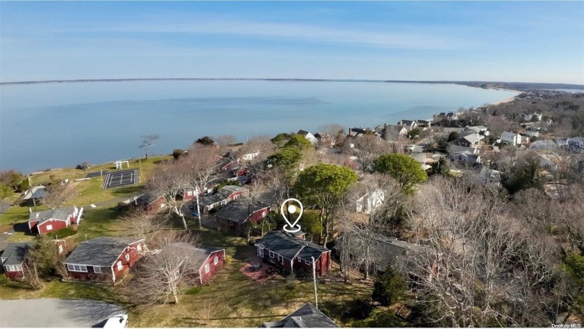 Indulge in the quintessential Hampton lifestyle at this - Beach Home for sale in Hampton Bays, New York on Beachhouse.com