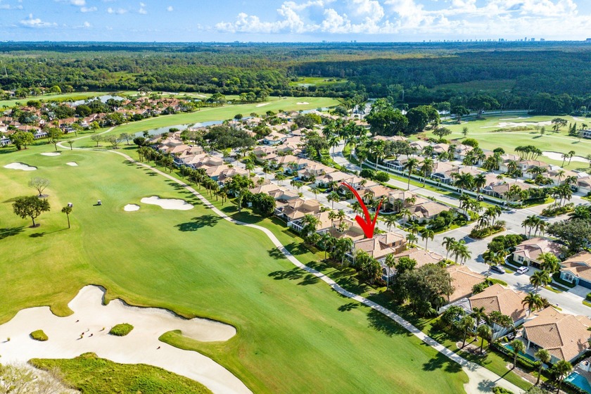 Gorgeous golf course views with private pool in highly - Beach Home for sale in West Palm Beach, Florida on Beachhouse.com