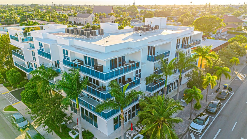 Welcome to this elegant and contemporary 4th floor condo located - Beach Condo for sale in Lake Worth Beach, Florida on Beachhouse.com
