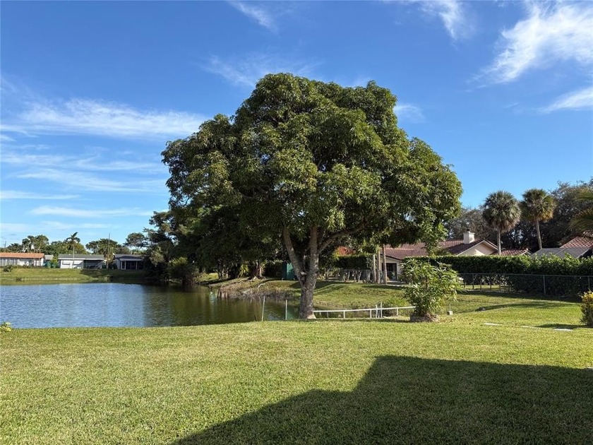 Waterfront Property with Golf Course included. Stunning Pool and - Beach Home for sale in Fort Lauderdale, Florida on Beachhouse.com