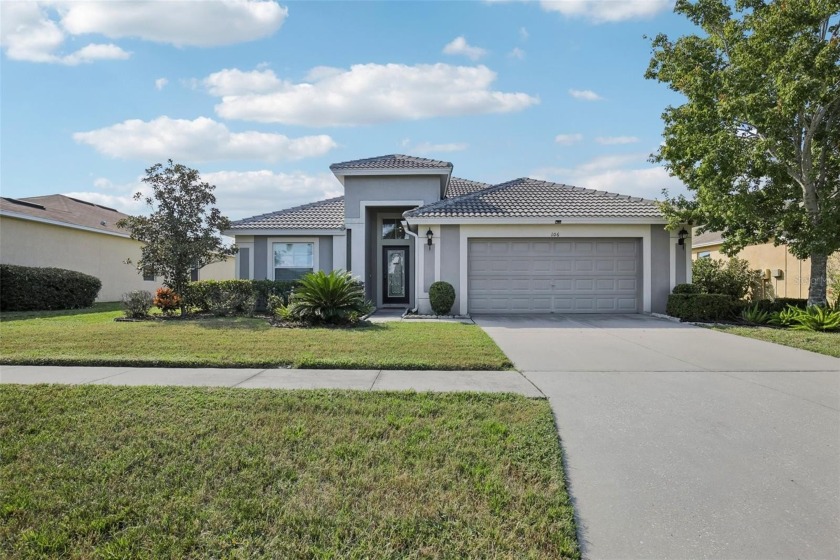 Welcome to 106 Star Shell Dr in beautiful Apollo Beach, Florida! - Beach Home for sale in Apollo Beach, Florida on Beachhouse.com