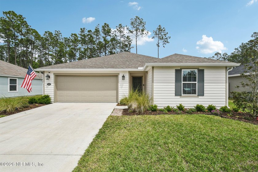 Built in 2023, this 3-bedroom, 2-bathroom home with a 2-car - Beach Home for sale in Green Cove Springs, Florida on Beachhouse.com
