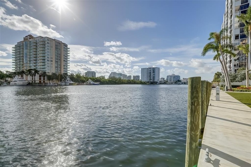 GREAT LOCATION in Fort Lauderdale! Rent 365 days per year, NO - Beach Condo for sale in Fort Lauderdale, Florida on Beachhouse.com