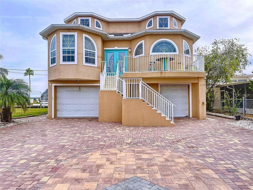 **Seller offering 25K credit towards RATE BUY DOWN or CLOSING - Beach Home for sale in Hernando Beach, Florida on Beachhouse.com