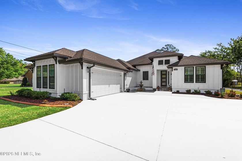 2022 build loaded w/ upgrades & designed for Florida lifestyle - Beach Home for sale in Fleming Island, Florida on Beachhouse.com
