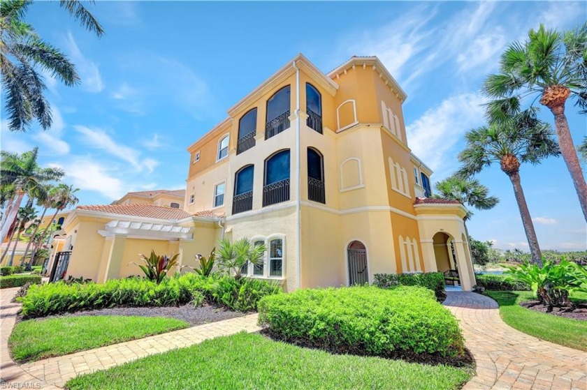 LOCATION & CHARM describe this luxury home nestled in the - Beach Home for sale in Naples, Florida on Beachhouse.com