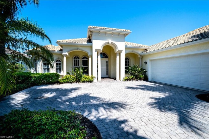 Beautiful North Naples Home. Horse Creek Estates 4 bedrooms plus - Beach Home for sale in Naples, Florida on Beachhouse.com