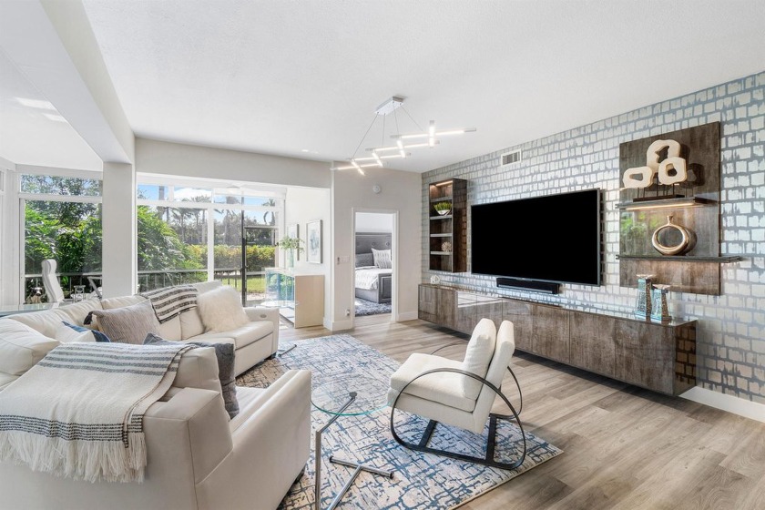 Upon entering this fully renovated condo, you're welcomed by a - Beach Condo for sale in Boca Raton, Florida on Beachhouse.com