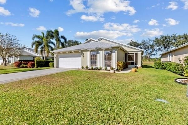 Move-in ready!! This beautifully maintained home. The - Beach Home for sale in Port Saint Lucie, Florida on Beachhouse.com