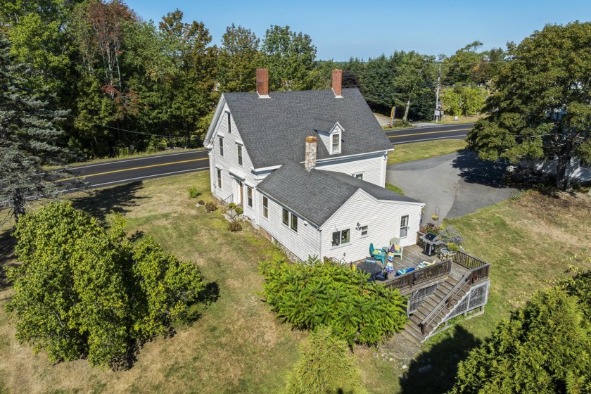Welcome to this beautifully updated New England-style home with - Beach Home for sale in Edgecomb, Maine on Beachhouse.com