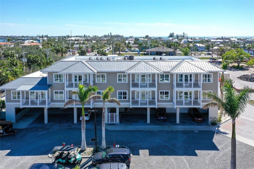 Another price reduction of $10,000. Owner says sell!!! Are you - Beach Condo for sale in Bradenton Beach, Florida on Beachhouse.com