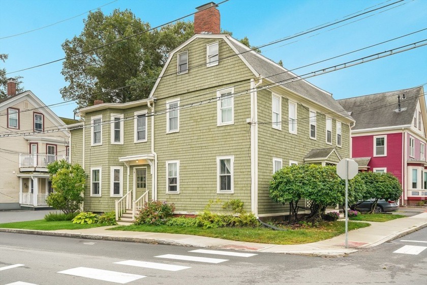 Location, Location,  Location!!!! Do not miss this 1 - Beach Condo for sale in Newburyport, Massachusetts on Beachhouse.com