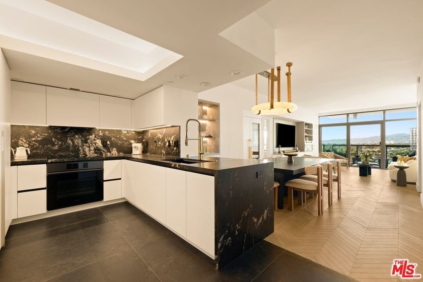 Impeccably designed and perched on the tenth floor of the - Beach Condo for sale in Marina Del Rey, California on Beachhouse.com