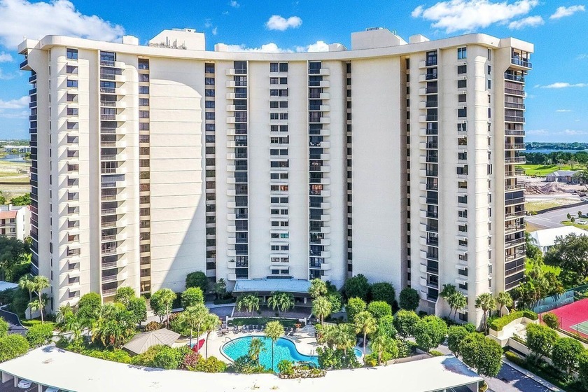 Enjoy the magnificent views of this spacious 15th floor 3 - Beach Condo for sale in West Palm Beach, Florida on Beachhouse.com