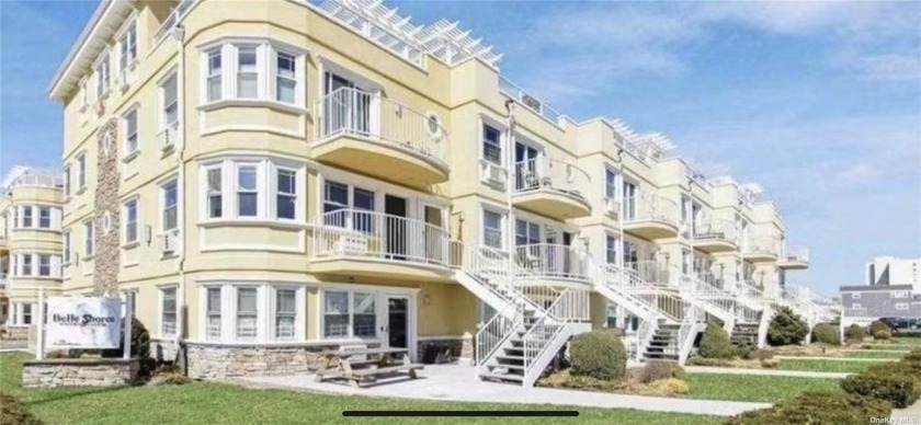 MOTIVATED SELLER! DREAM TWO BEDROOMS DUPLEX CONDO STEP AWAY FROM - Beach Condo for sale in Rockaway Park, New York on Beachhouse.com