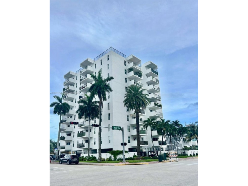 Very Spacious 2 bedroom unit in the heart of South Beach - Beach Condo for sale in Miami Beach, Florida on Beachhouse.com
