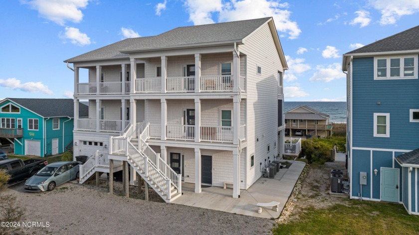 Take a look at this stunning 4 Bed 3.5 Bath home located on the - Beach Townhome/Townhouse for sale in Emerald Isle, North Carolina on Beachhouse.com