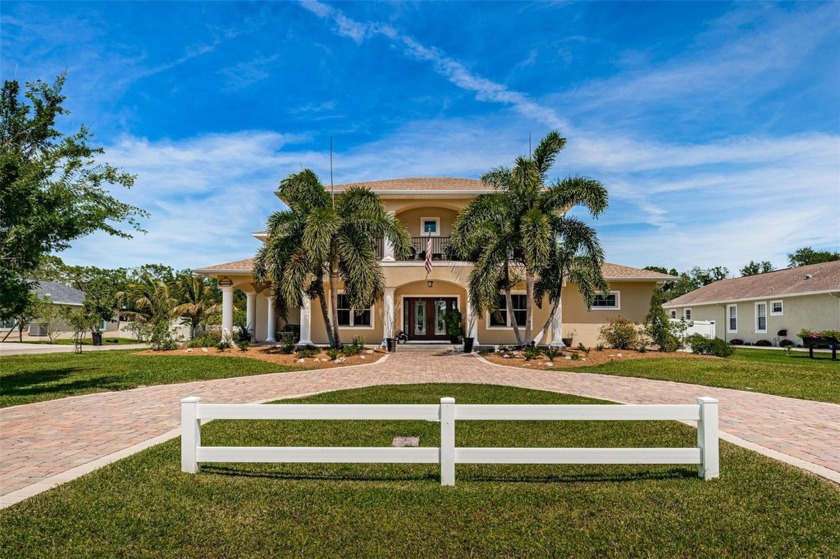 BRING THE FAMILY, ANIMALS, AND TOYS - Want the best of both - Beach Home for sale in Pinellas Park, Florida on Beachhouse.com