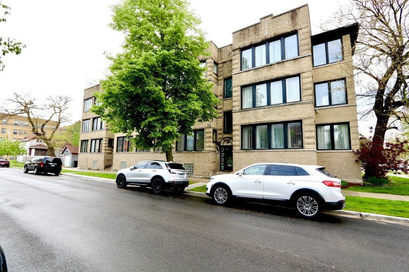 This Triplex is a Sheer Surprise! You will boast to own this - Beach Condo for sale in Chicago, Illinois on Beachhouse.com