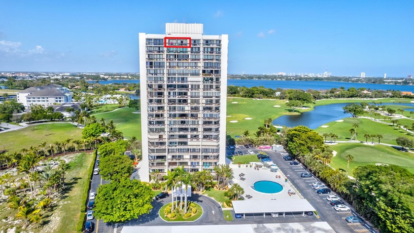 RARE PENTHOUSE FULLY RENOVATED, LARGE UNIT WITH LONG BALCONY - Beach Condo for sale in West Palm Beach, Florida on Beachhouse.com