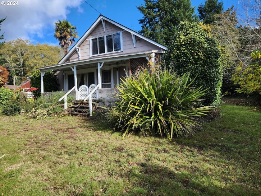 **Charming 1940s Farmhouse with Ocean Views and Original - Beach Home for sale in Brookings, Oregon on Beachhouse.com