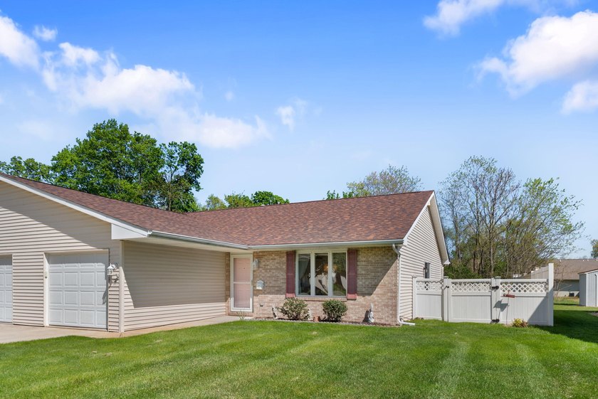 Enjoy comfortable one-level, maintenance-free living in this - Beach Condo for sale in Michigan City, Indiana on Beachhouse.com