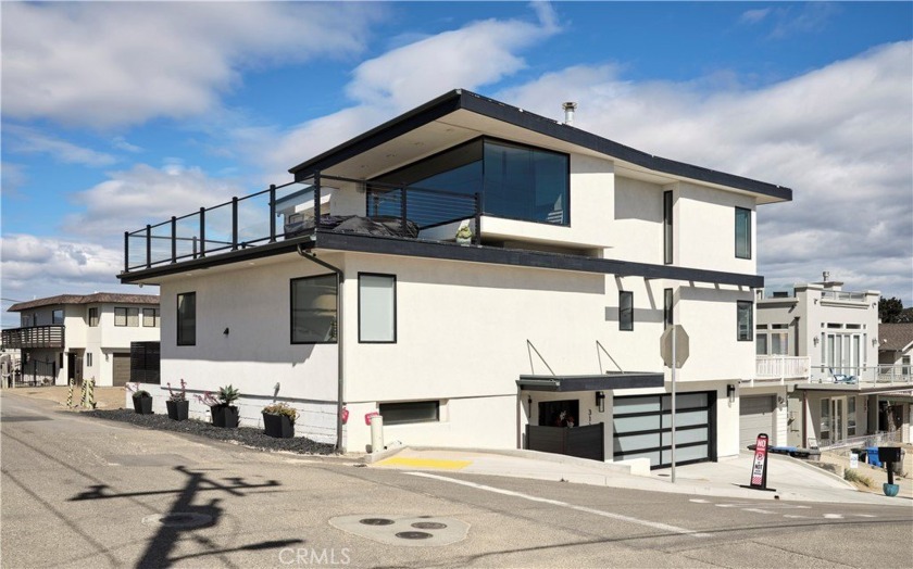 Stunning Beach side Retreat-Fully Rebuilt with Vacation Rental - Beach Home for sale in Oceano, California on Beachhouse.com