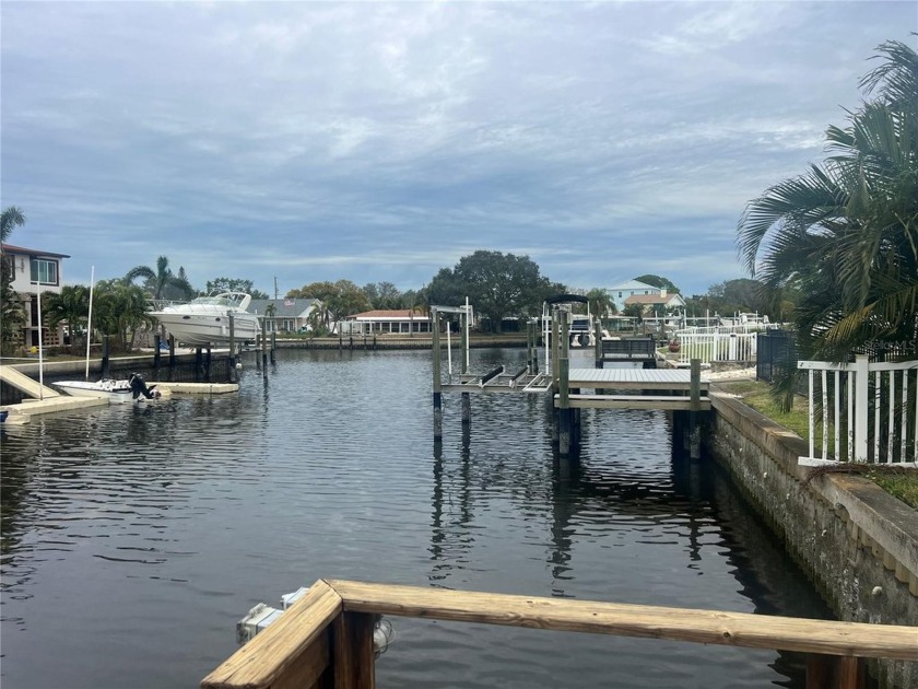 Welcome to Riviera Bay, the best neighborhood in the world! This - Beach Home for sale in St. Petersburg, Florida on Beachhouse.com