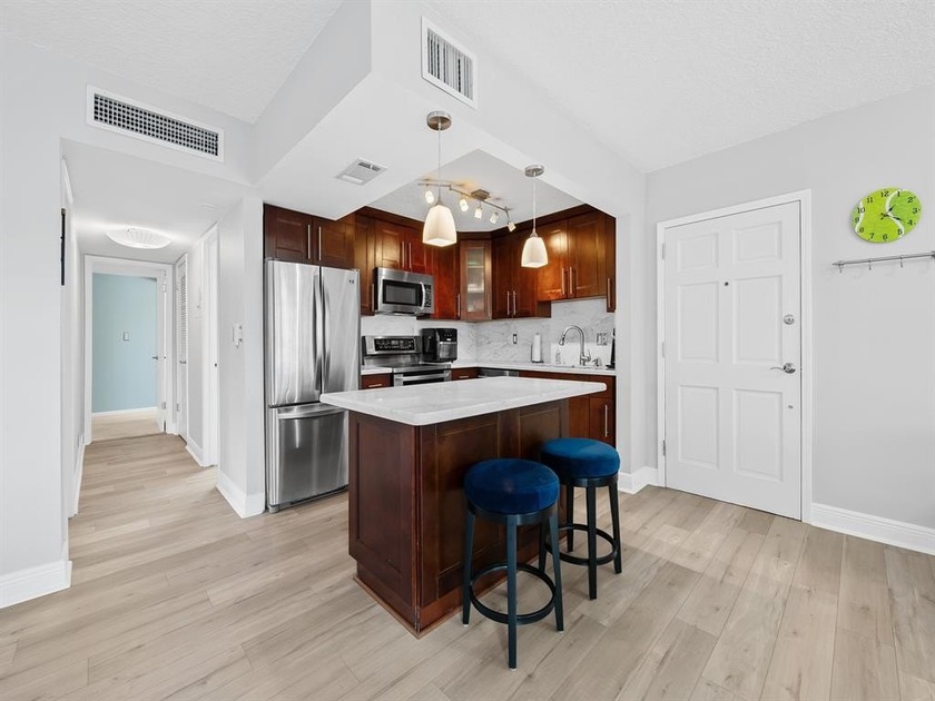 Welcome to this Beautifully updated two bedroom, two bath condo - Beach Condo for sale in Fort Lauderdale, Florida on Beachhouse.com