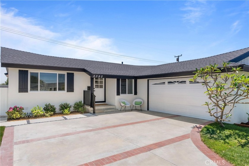 Completely remodeled to create an open floorplan design. Light - Beach Home for sale in Huntington Beach, California on Beachhouse.com