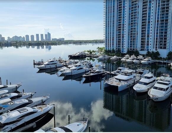 Rare opportunity to own a premier unrestricted 60-ft dock at the - Beach Lot for sale in Aventura, Florida on Beachhouse.com