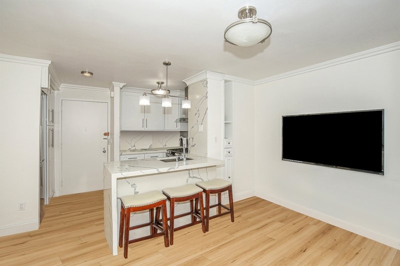 Beautiful, spacious and bright converted 2 bedroom, 1 bath home - Beach Apartment for sale in New York, New York on Beachhouse.com