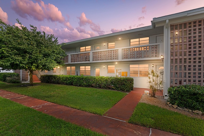 ABSOLUTELY GORGEOUS FULLY RENOVATED 2nd FLOOR CONDO | - Beach Condo for sale in Boca Raton, Florida on Beachhouse.com